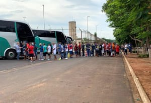 Quase mil presos deixam presídios da região de Rio Preto para a saidinha temporária