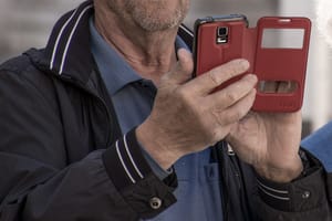 Idoso cai em golpe por telefone e perde mais de R$ 5 mil