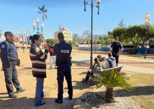 Ação conjunta aborda pessoas em situação de rua e dependência química em Santa Fé do Sul