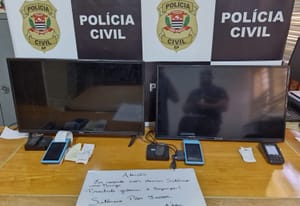 Operação “Sorte no Azar” apreende televisores, fichas e equipamentos de jogos clandestinos em Rubinéia