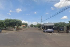 Homem armado com faca ameaça clientes e agride policiais em bar de Três Fronteiras