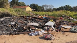 Araçatuba registra salto nas multas por lotes abandonados e alerta para risco sanitário