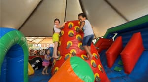 Terceira edição do Dia das Crianças do Grupo Moraes reúne mais de 3 mil crianças em Santa Fé do Sul