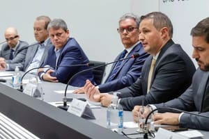 Governo aponta compra de etanol adulterado como provável origem de contaminação por metanol