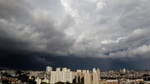 Ciclone extratropical pode provocar ventos de até 115 km/h e chuvas intensas no interior de SP