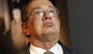 Gilmar Mendes decide que só PGR pode pedir impeachment de ministros do STF