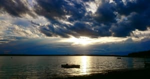 Pescador de 75 anos desaparece após cair de embarcação no Rio Paraná em Santa Fé do Sul