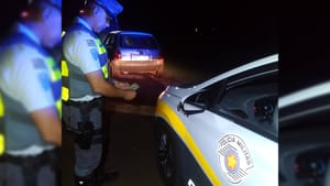 Motorista é preso por embriaguez ao volante e uso de documento falso na SP-320 em Cosmorama