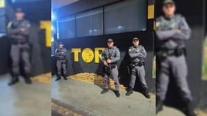 Homem é preso com mais de 50 kg de maconha após fuga na Rodovia Washington Luís em Catanduva