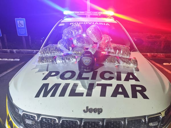 Polícia Rodoviária apreende mais de 7 quilos de skunk em ônibus na Rodovia Marechal Rondon, em Castilho