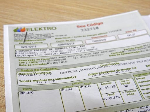Aneel anuncia bandeira verde e alívio na conta de luz dos brasileiros em janeiro